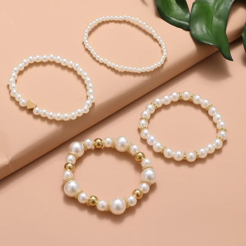 Beautiful and Versatile Pearl Love Women's Bracelet Set of 4 Ins, High Grade, Elegant and Fashionable Jewelry