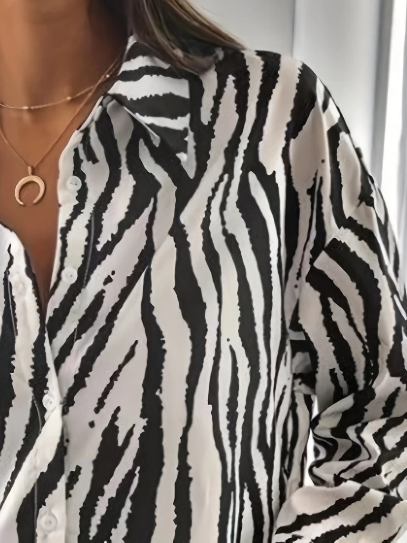 Women's Long Sleeved Shirt Zebra Stripe Print Daily Travel Office Elegant Women's Top Outdoor Fashion Lapel Women's Shirt