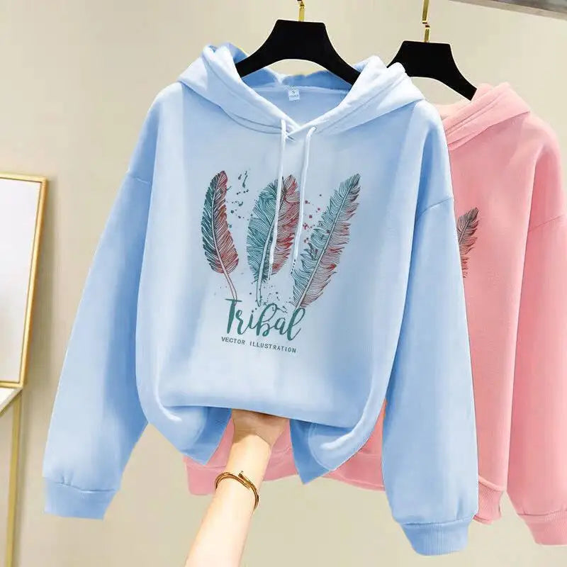 Fashionable Feather Printed Hoodie for Women