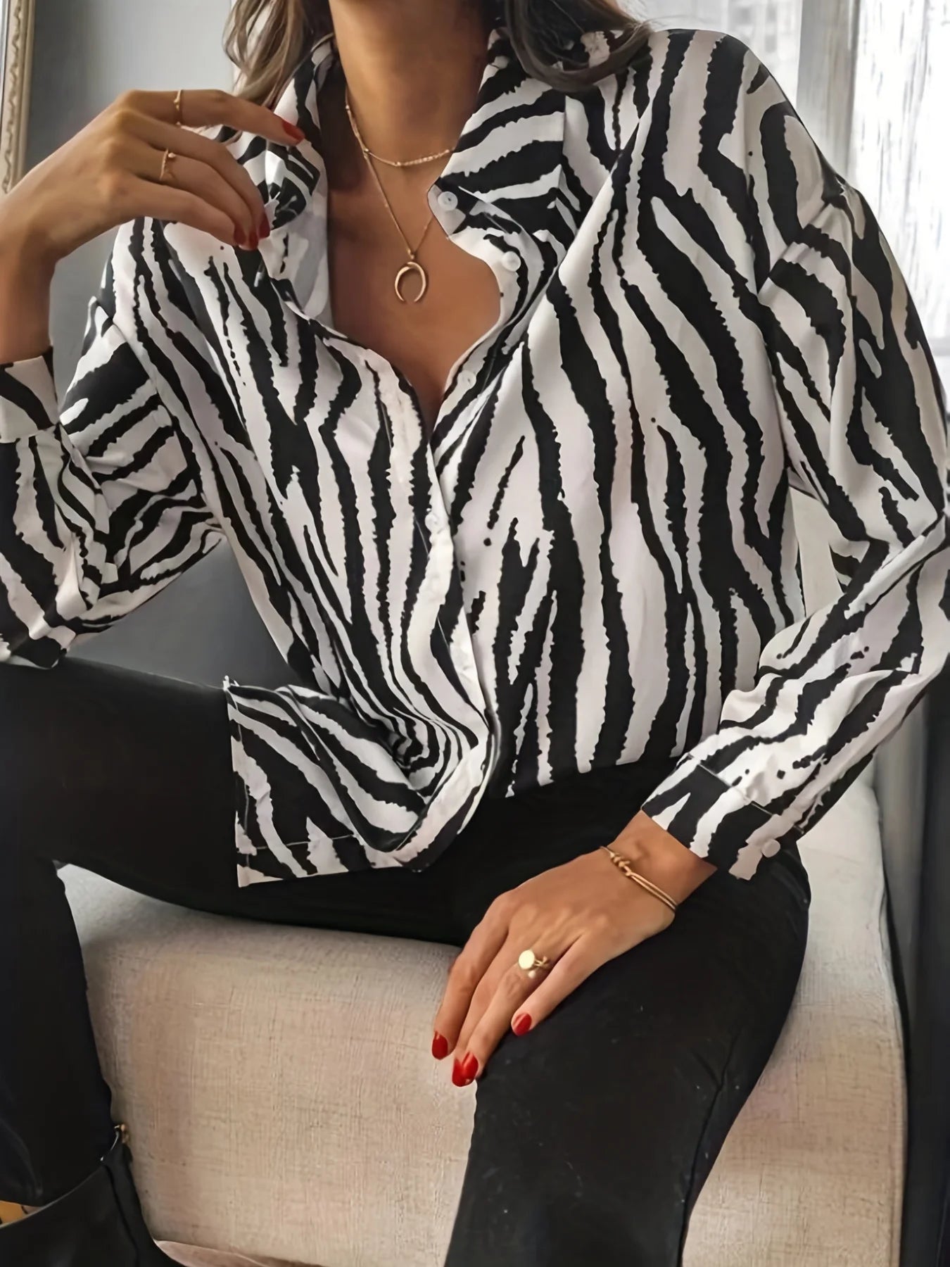 Women's Long Sleeved Shirt Zebra Stripe Print Daily Travel Office Elegant Women's Top Outdoor Fashion Lapel Women's Shirt