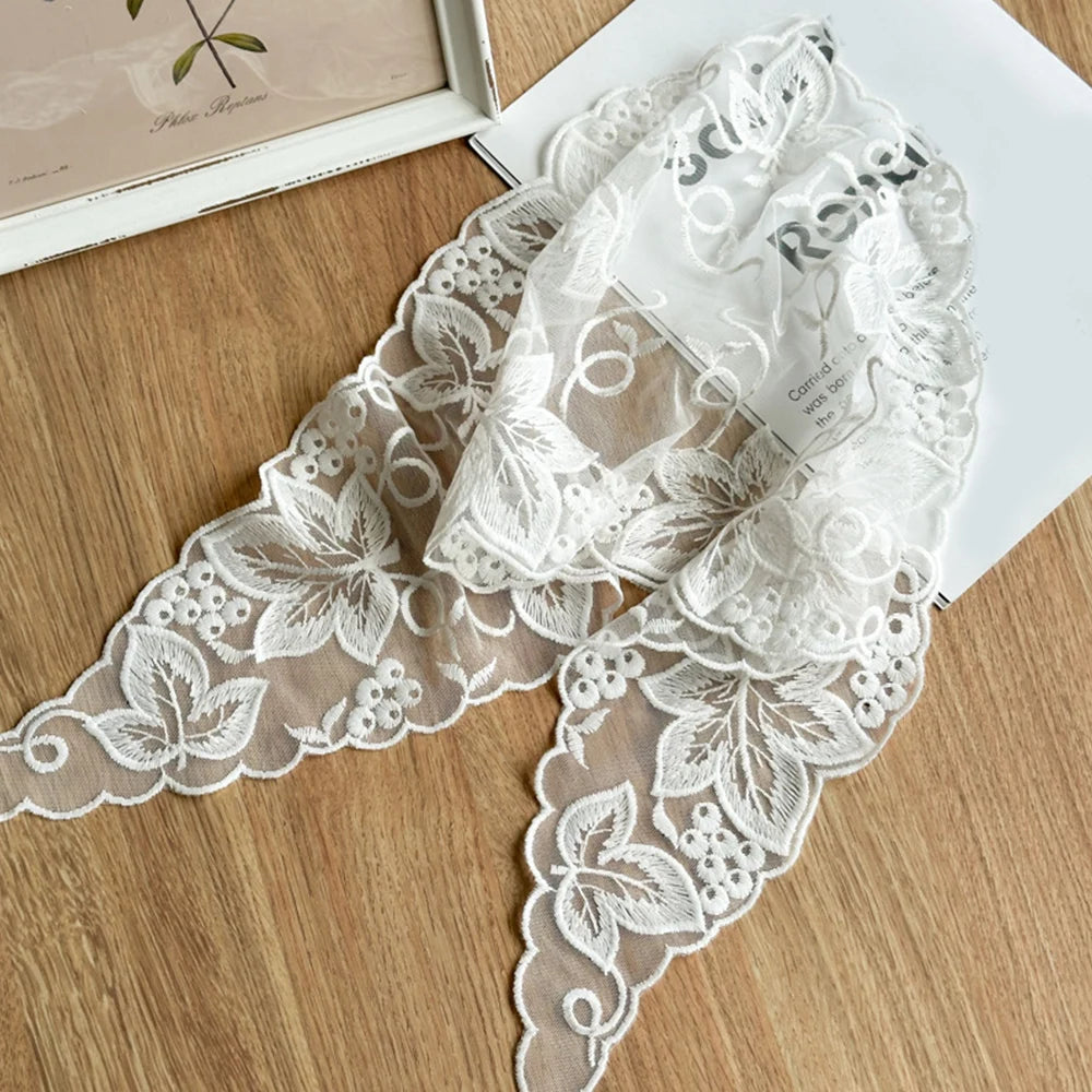 Summer White Woven Floral Lace Hair Scarf Wraps Women Retro Triangle Headscarf Hat Travel Photo Headband Hair Accessories INS