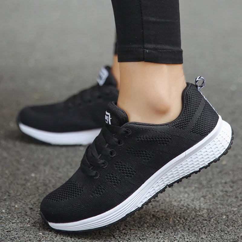 Women's Sneaker 2024 New Fashion Breathable Trainers Comfortable Sneakers Mesh Fabric Lace Up Women's Tennis Shoes For Women